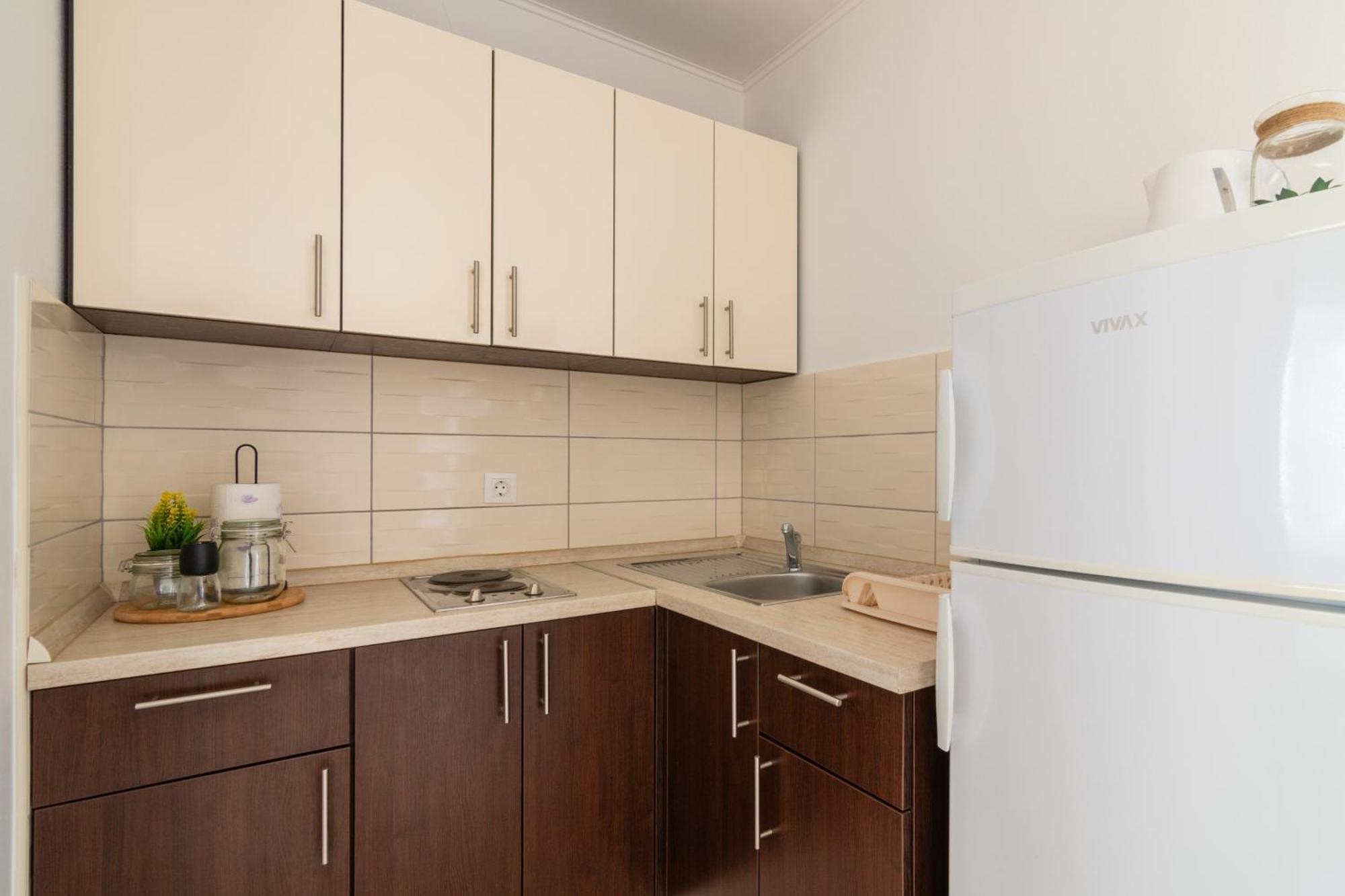 Apartments With A Parking Space Mandre, Pag - 18748 Kolan Exterior photo