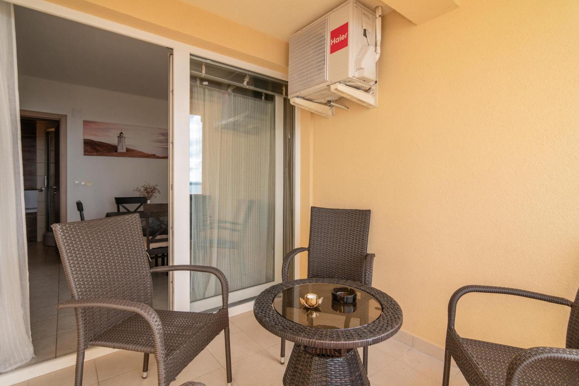 Apartments With A Parking Space Mandre, Pag - 18748 Kolan Exterior photo