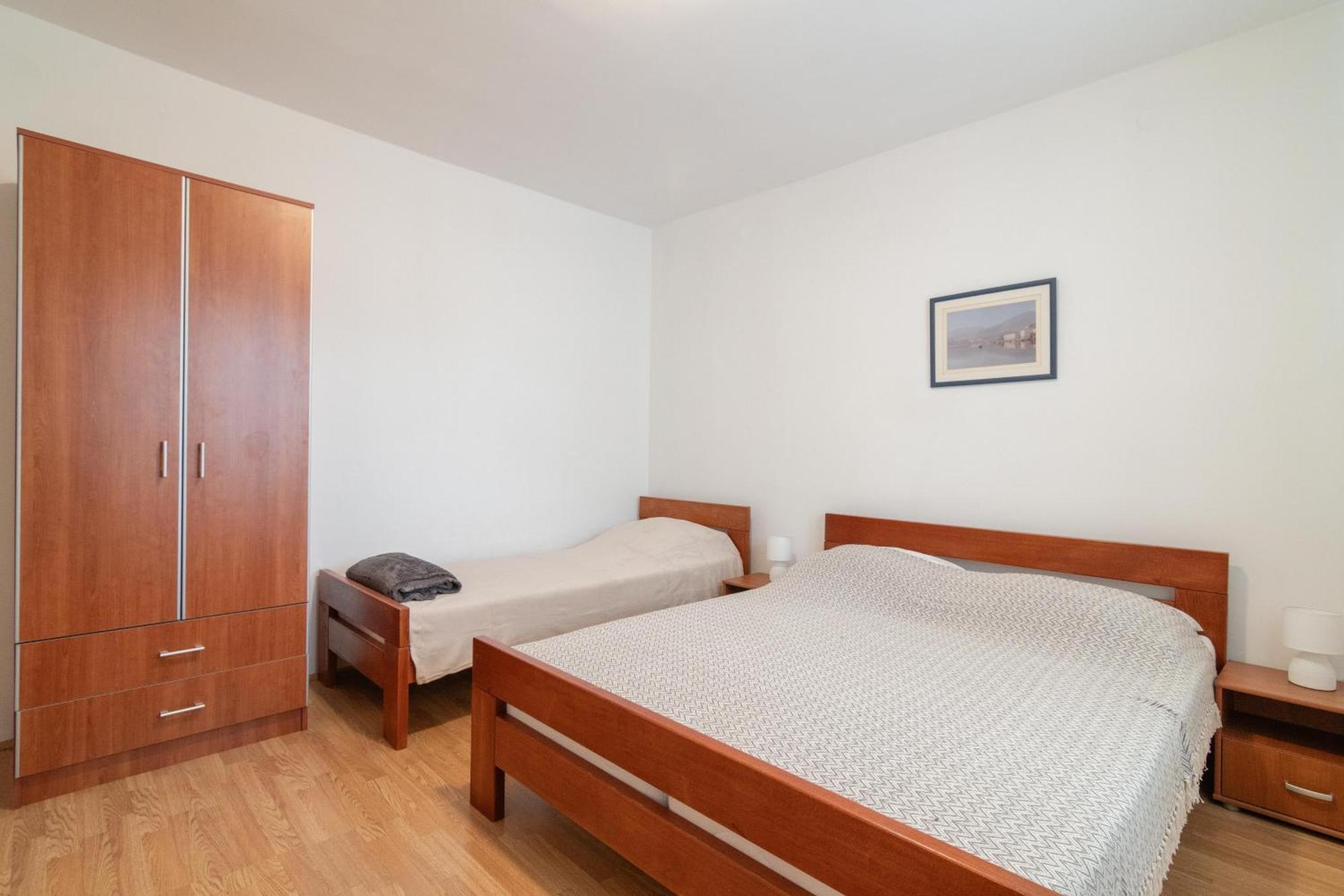 Apartments With A Parking Space Mandre, Pag - 18748 Kolan Exterior photo