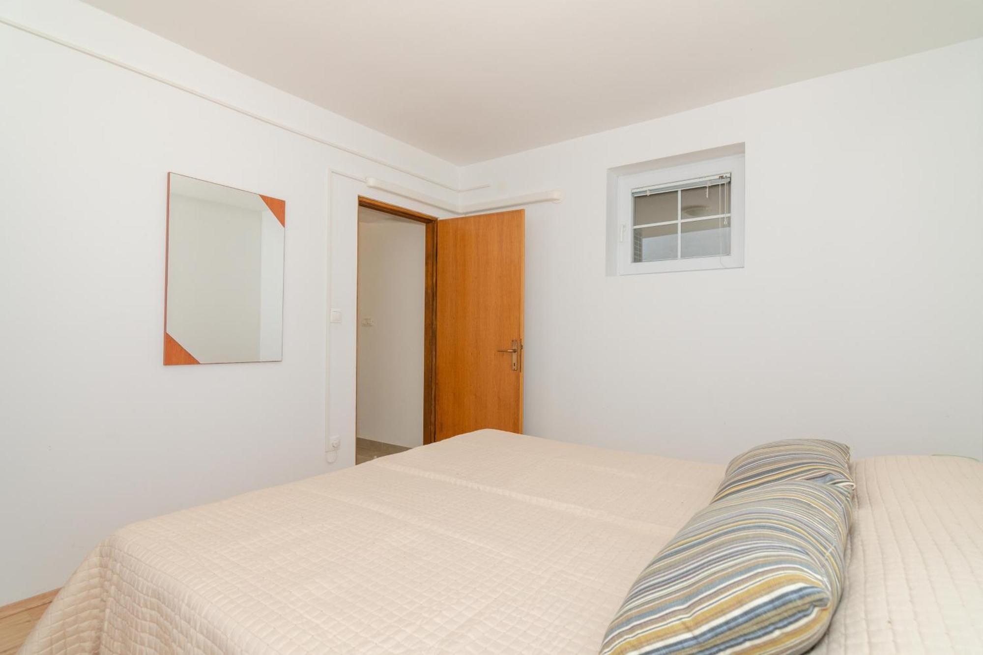 Apartments With A Parking Space Mandre, Pag - 18748 Kolan Room photo
